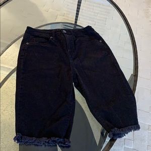 Board knee length shorts